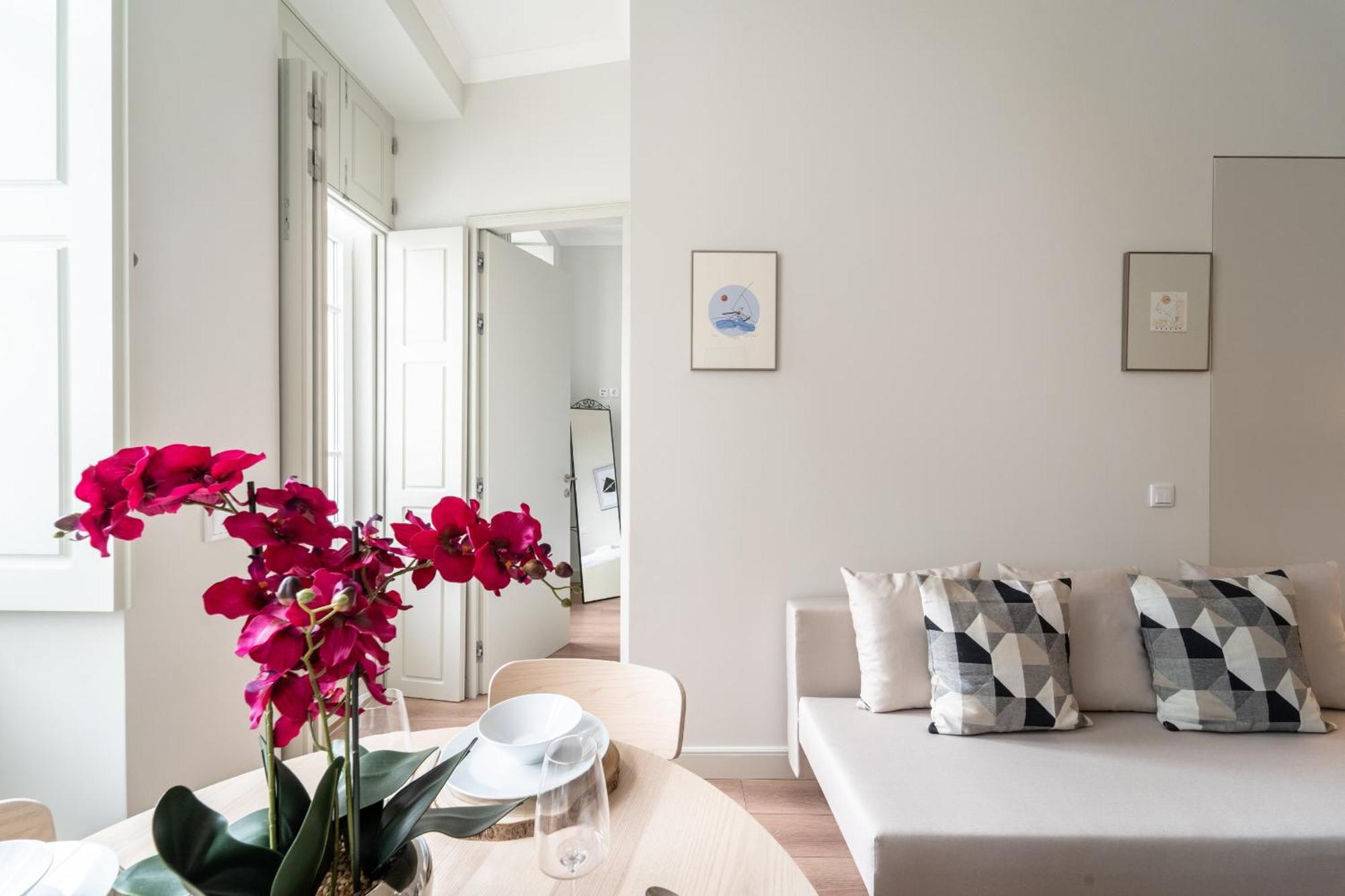 Escadaria 21 Apartment By House And People Braga Bagian luar foto